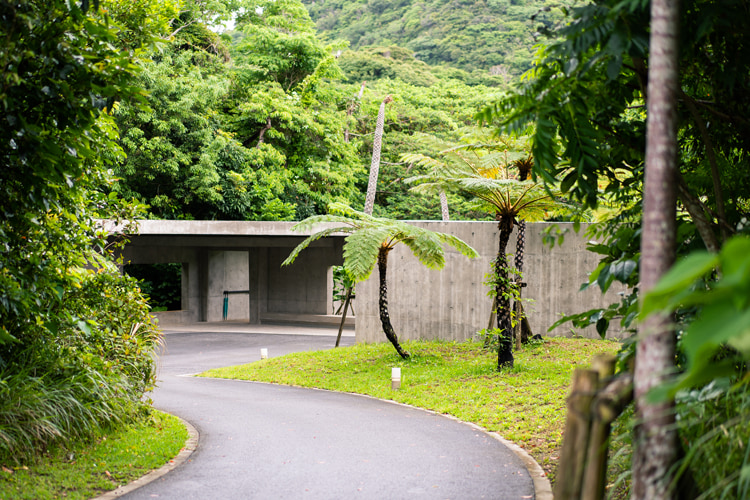 MAGACHABARU OKINAWA マガチャバル オキナワ 【HP限定料金】亜熱帯の森に佇むプライベートリゾート/全室プライベートプール付(朝食付)202602