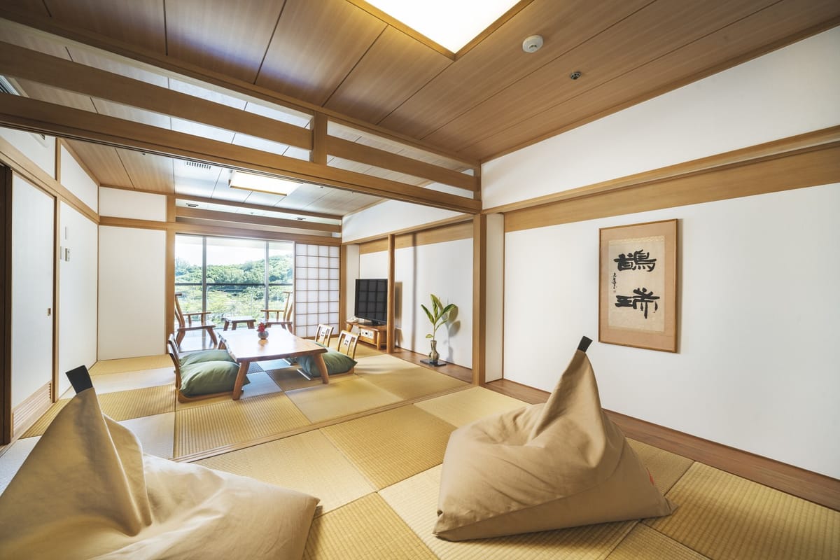 ルネッサンス リゾート オキナワ 【洗濯機・電子レンジ・冷蔵庫完備　広々和室に泊まる】畳の香りに癒される　小さいお子様がいても安心♪和室モニターステイ　館内利用券5,000円プレゼント