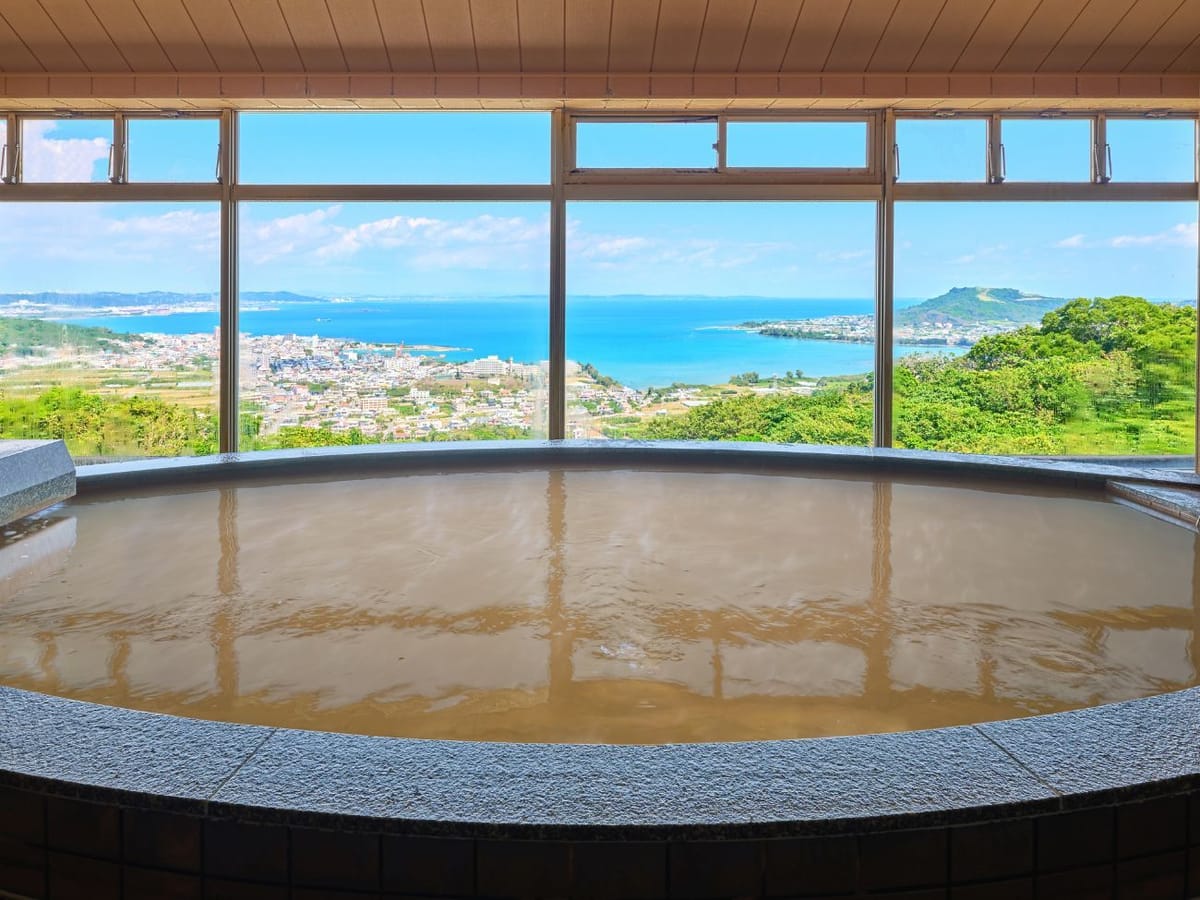 ユインチホテル南城 【通常料金プラン】源泉かけ流し天然温泉&ラウンジ利用無料(素泊り)