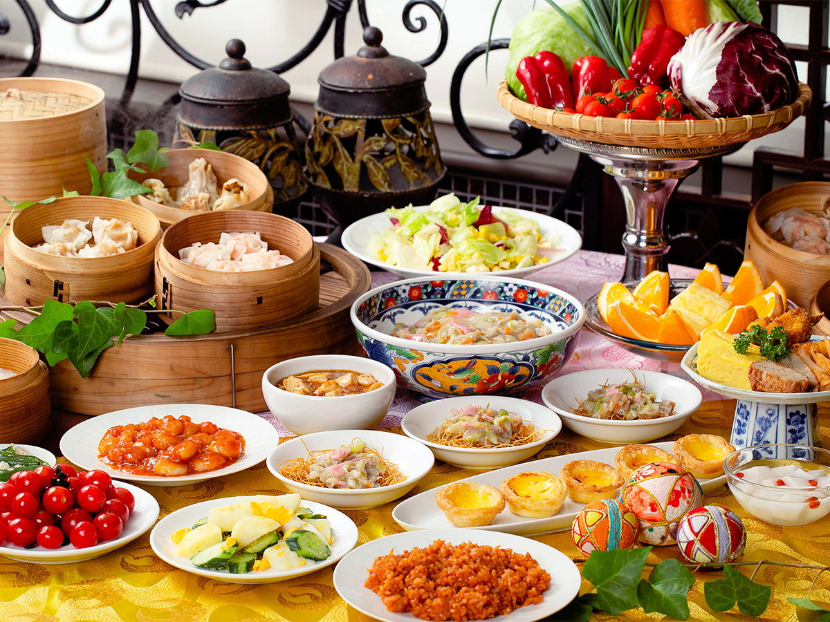 ホテルJALシティ長崎 【SAVER◇1泊朝食】＜和洋中＞をビュッフェ形式で。"オリエンタルな雰囲気”漂うレストランで味わう。