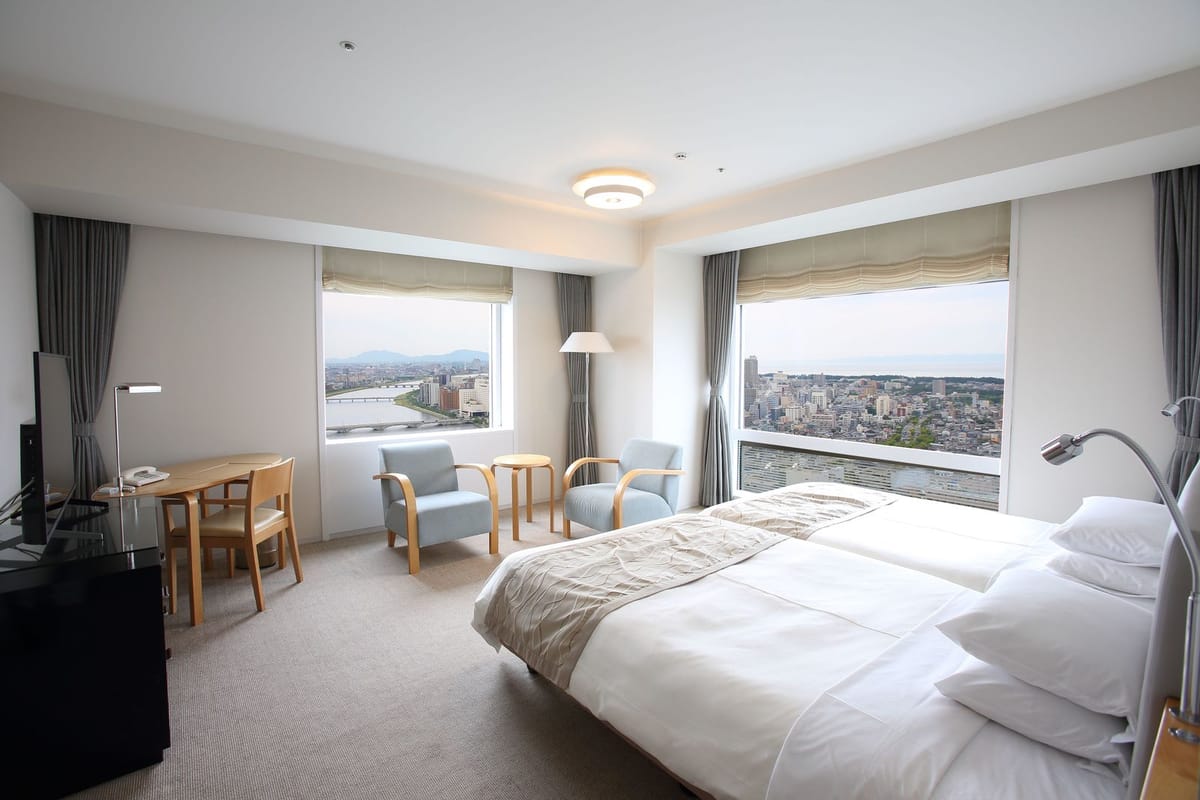 ホテル日航新潟 二つの窓から新潟の景観を望む コーナールームプラン ~素泊まり~