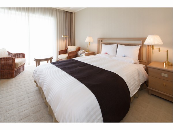 オークラアカデミアパークホテル 【喫煙】スタンダードダブル ２８～３０平米