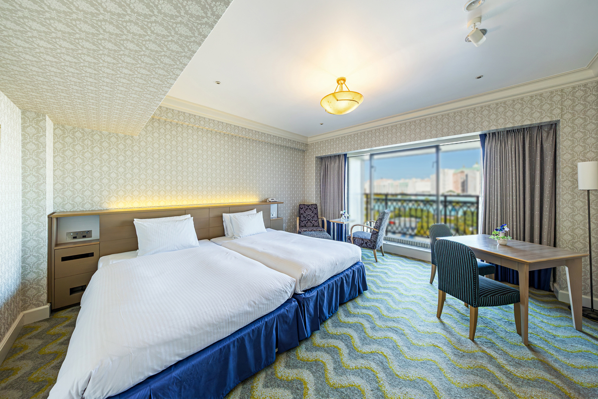 ホテルオークラ東京ベイ 【パークチケット購入可能】【SAVER】朝食付