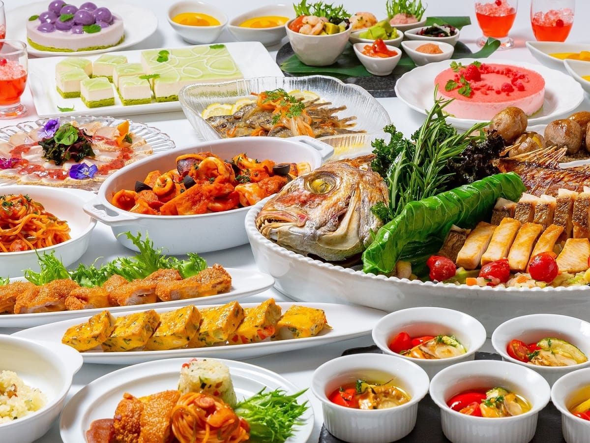 ホテルオークラJRハウステンボス 【春のタイムセール】お部屋タイプおまかせ・「カメリア」ディナーブッフェ付（1泊2食）