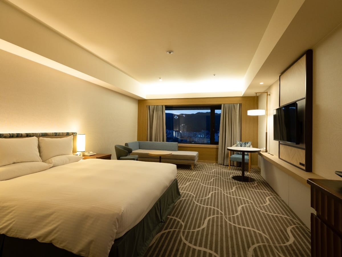 ホテルオークラ神戸 【禁煙】スカイビューフロア デラックスダブル28~33階(37平米)