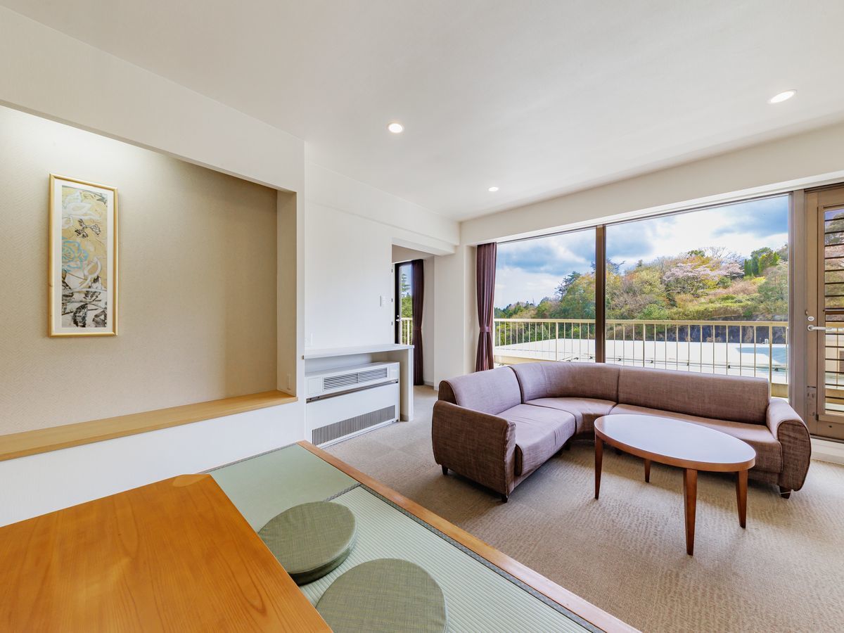 ホテルハワイアンズ きづなスイートツイン+4.5畳 バス付(禁煙)