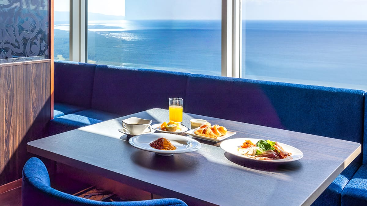 フェニックス・シーガイア・オーシャン・タワー 【クラブフロア】42階の絶景 × 優雅な朝食 ラグジュアリーステイプラン