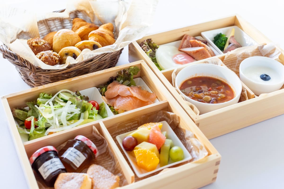 KAYATSUMA OKINAWA HOTEL＆RESORT 【季節限定】ガーデンバーベキュー＆朝食インルームサービス