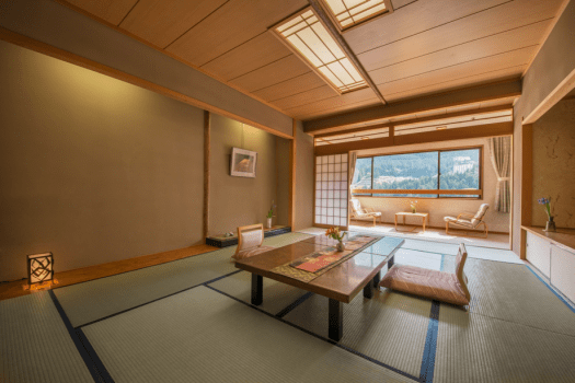 下呂温泉 山形屋 ×使用不可 以前の大観荘・和室12畳(バストイレ付)鉄橋の見えるお部屋