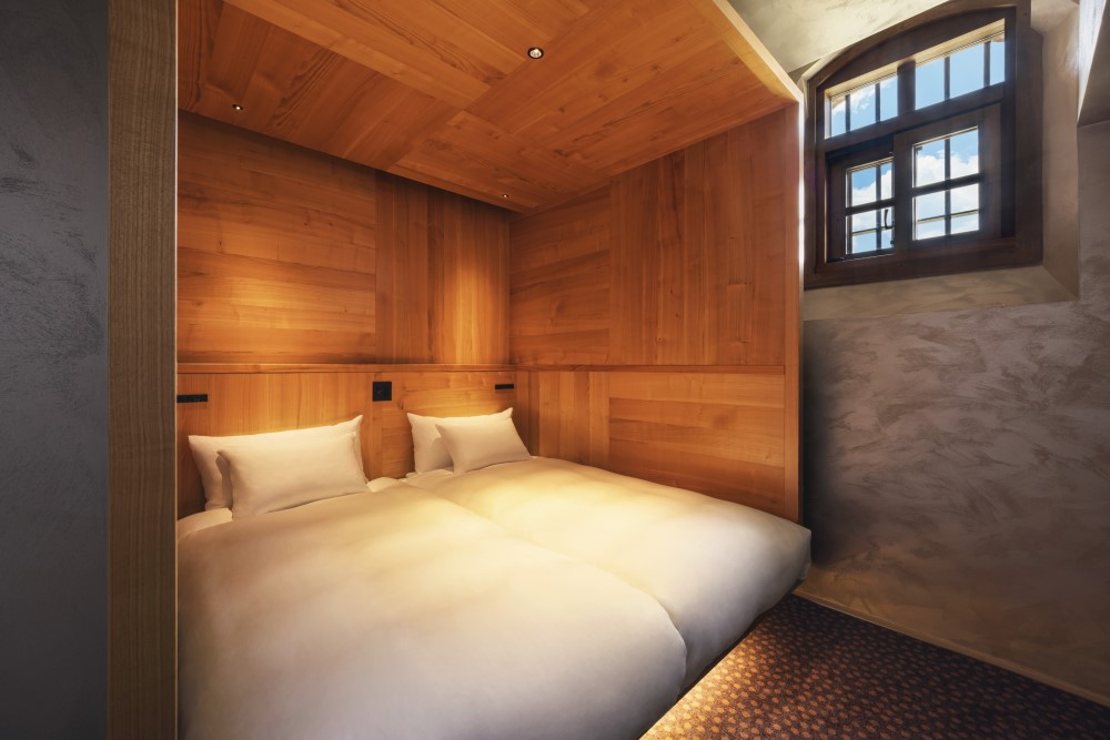 星のや奈良監獄 The 9-Cell