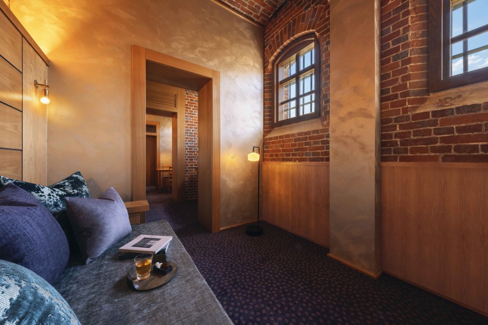 星のや奈良監獄 The 10-Cell