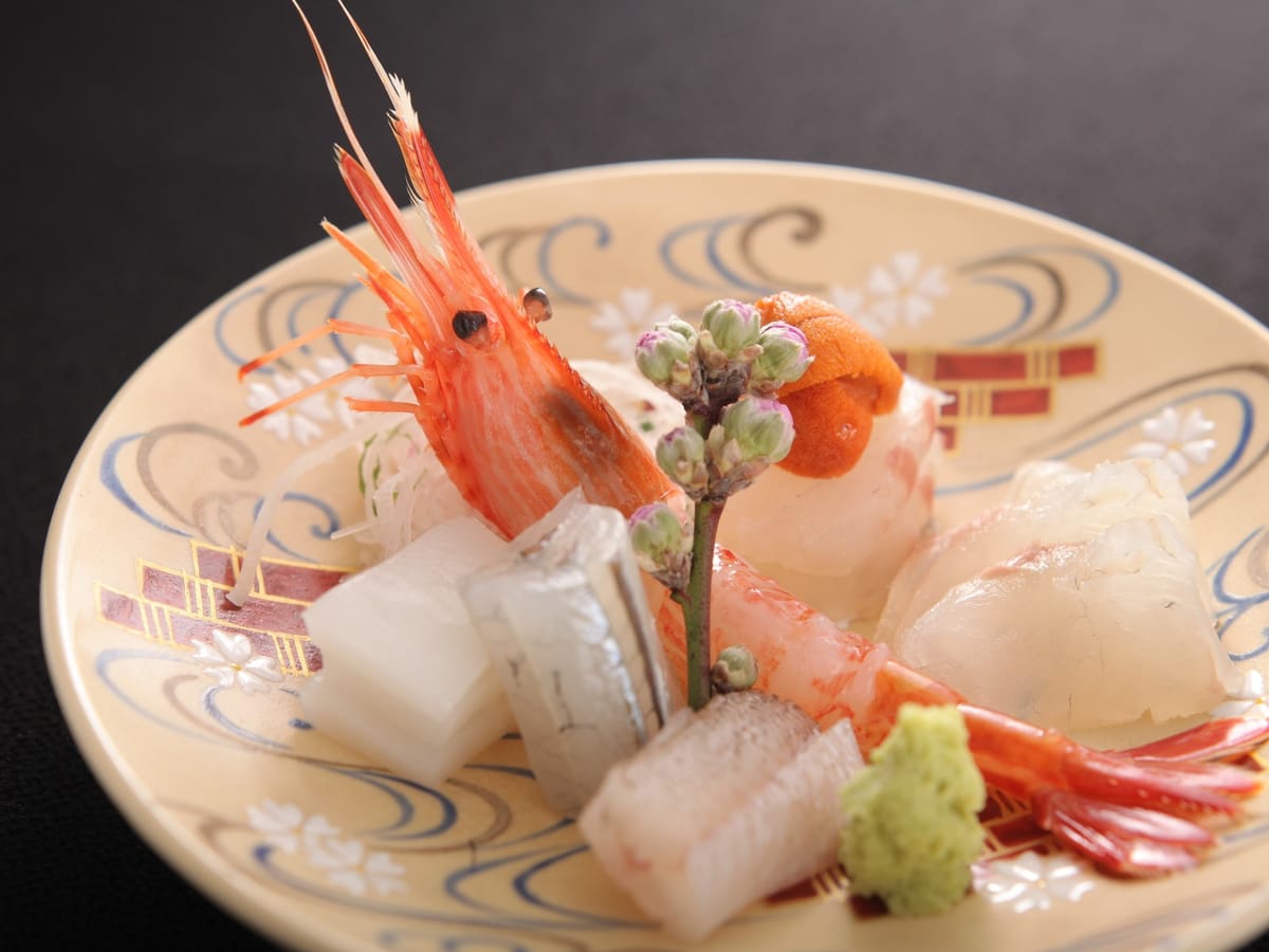 宇奈月温泉　延楽 【旬魚・食通プラン】【最上位】北陸の贅の極を味わい尽くす「雅膳」。延楽ハイグレードプラン
