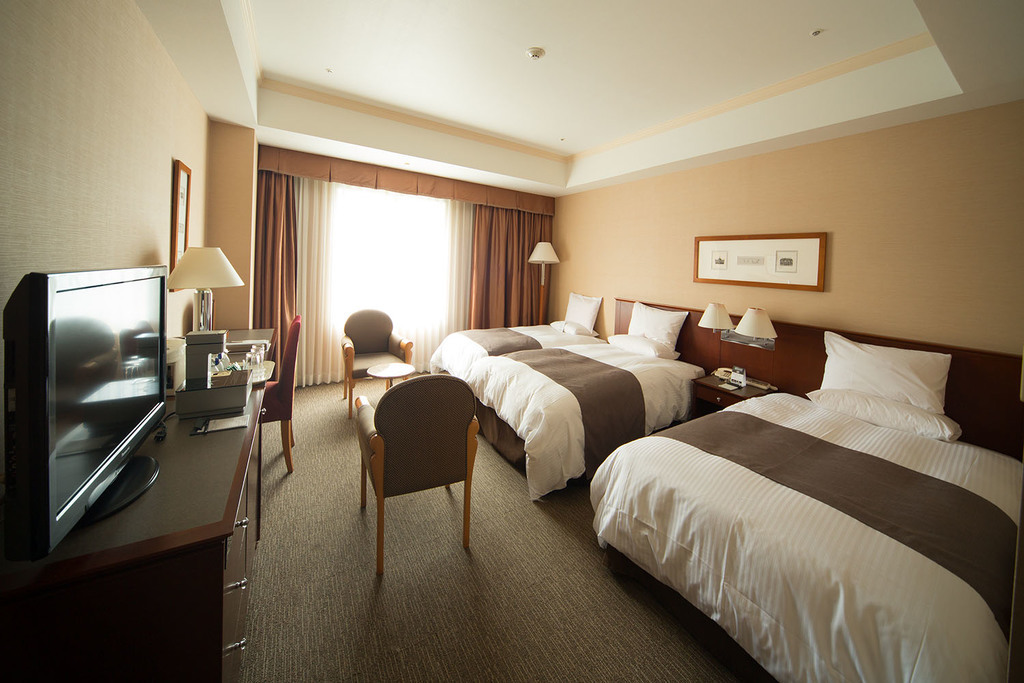 レンブラントホテル海老名 エクスクルーシィブルーム【禁煙】トリプル□DXツイン+EXベッド