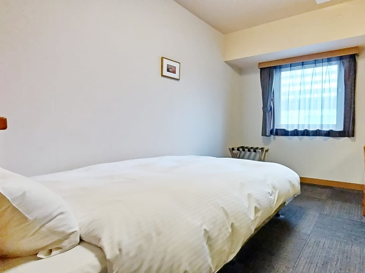 ホテルルートイン青森駅前 ◆加熱式たばこ専用◆ セミダブルルーム