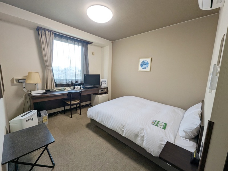 ホテルルートインコート篠ノ井 ◆加熱式たばこ専用◆ ダブル