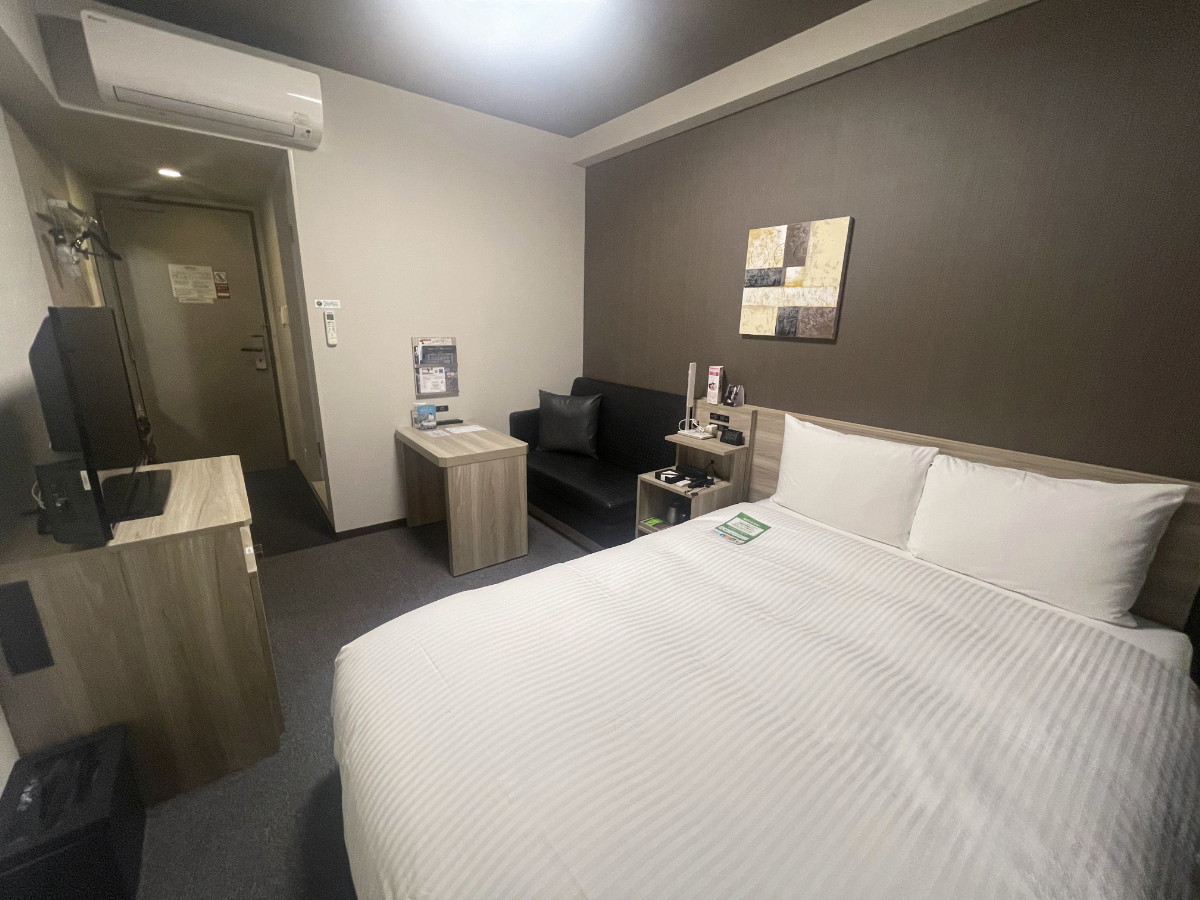 天然温泉華の湯 ルートイングランティア東海 Spa & Relaxation コンフォートセミダブル(フロアに喫煙コーナー有)