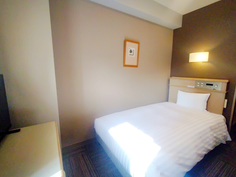 ホテルルートイン博多駅南 喫煙シングル