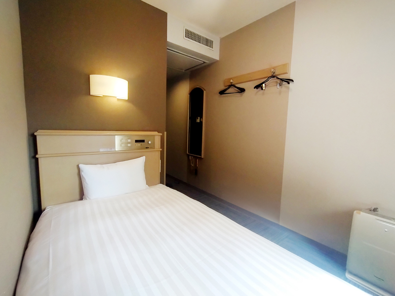 ホテルルートイン博多駅南 禁煙シングル