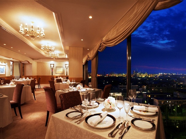 リーガロイヤルホテル新居浜 ■豪華ディナーコースを堪能■フランス料理付ステイプラン -夕朝食付-