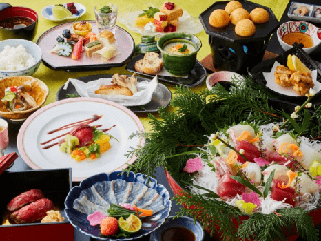 大阪道頓堀川畔 大和屋本店 ●関西のうまいもんが大集合！選べる二食付きプラン