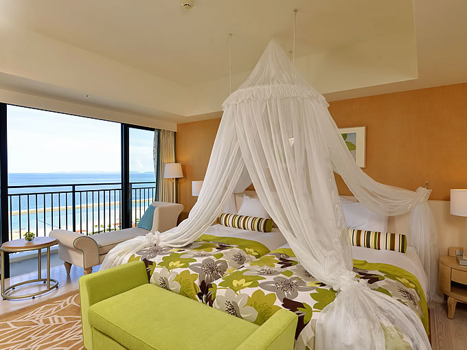 サザンビーチホテル＆リゾート沖縄 【スタンダード】ビューバスから絶景を独占！最上階120平米スイートルームSTAY＜専用ラウンジ＆選べる朝食＞