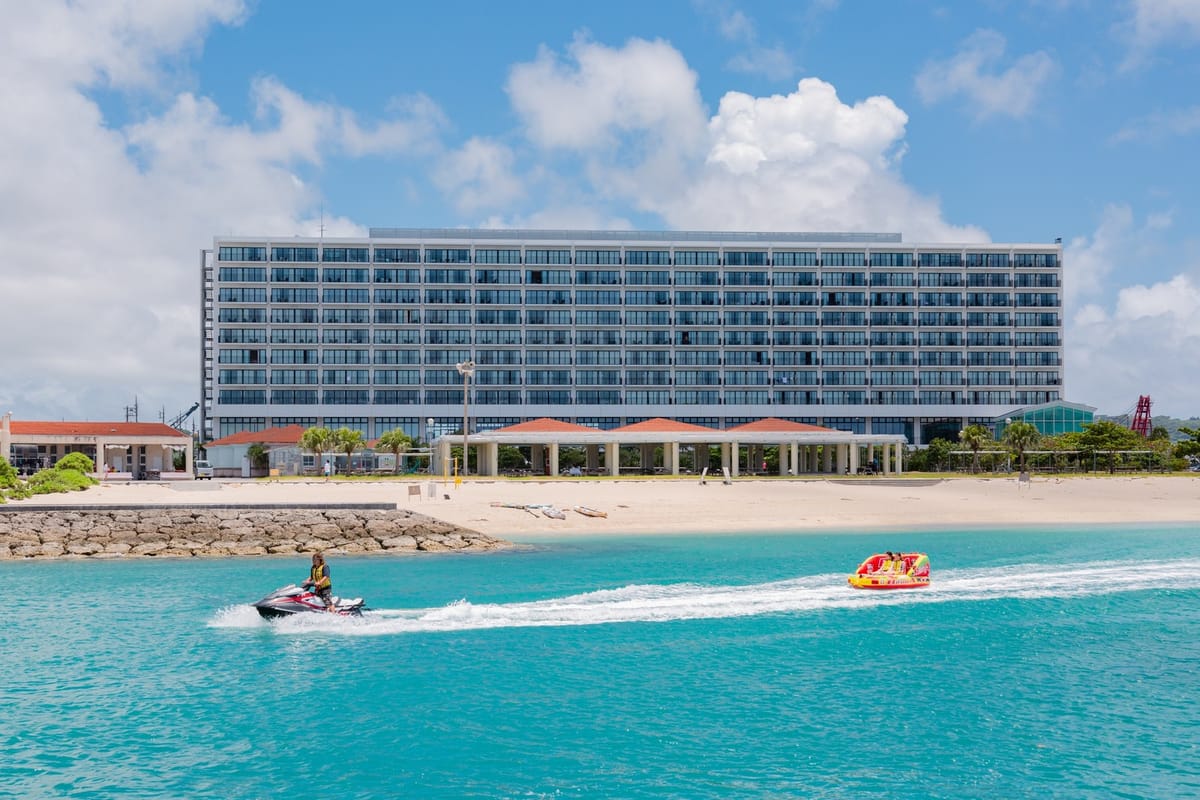 サザンビーチホテル&リゾート沖縄 【南都酒造所コラボ企画】厳選ドリンクセット付!連泊で「おきなわワールド入園券」プレゼント★/朝食付