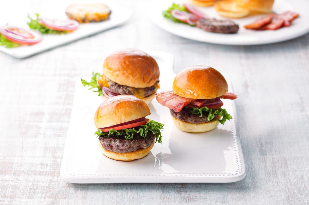 サザンビーチホテル＆リゾート沖縄 【早割55】オードブルやお酒が楽しめる最上階ラウンジアクセス付・プレミアム客室Stay＜選べる朝食・連泊特典付＞