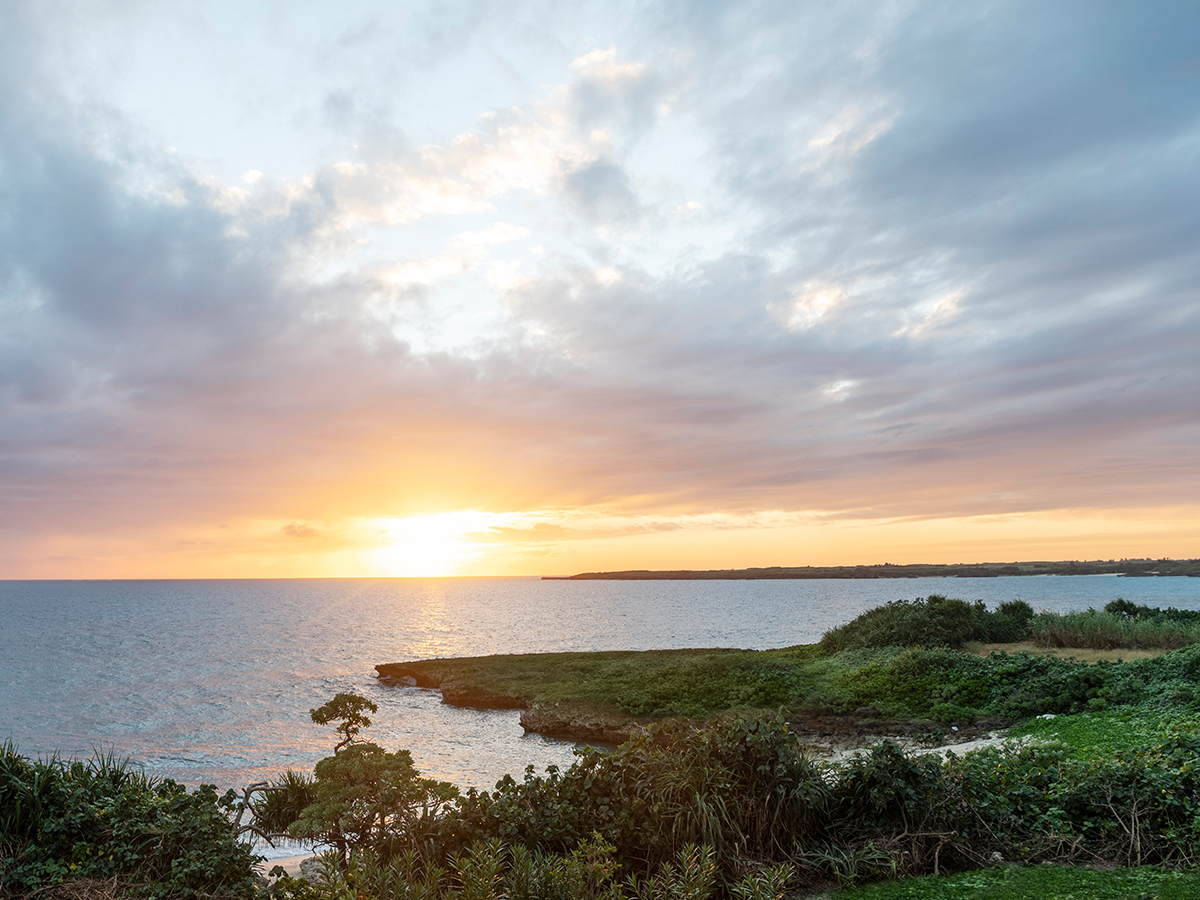イラフ SUI ラグジュアリーコレクションホテル 沖縄宮古 【航空券セット割◆早期割】60日前まで早期予約!伊良部ブルーに癒される(セミブッフェ朝食付)