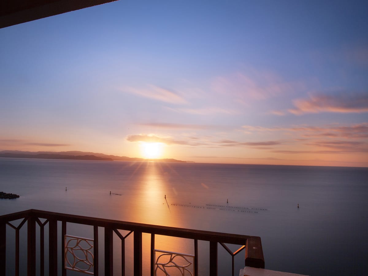 アオアヲ ナルト リゾート 【55日前】2026年4月～迷ったらコレ！極上グルメとオーシャンビューの厳選されたお部屋　夕朝食付