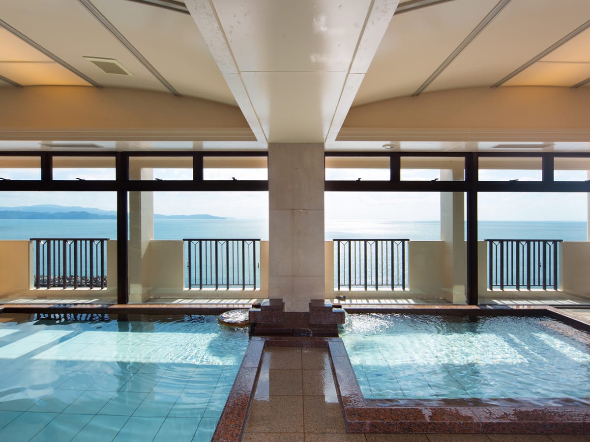 アオアヲ ナルト リゾート 【早期割55／大塚国際美術館入場券付】夕朝食付／１ランク上のグルメとアートを楽しむ