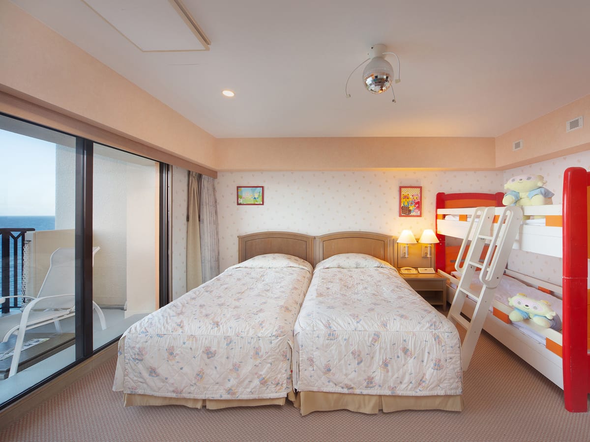 アオアヲ ナルト リゾート リゾッ太ルーム