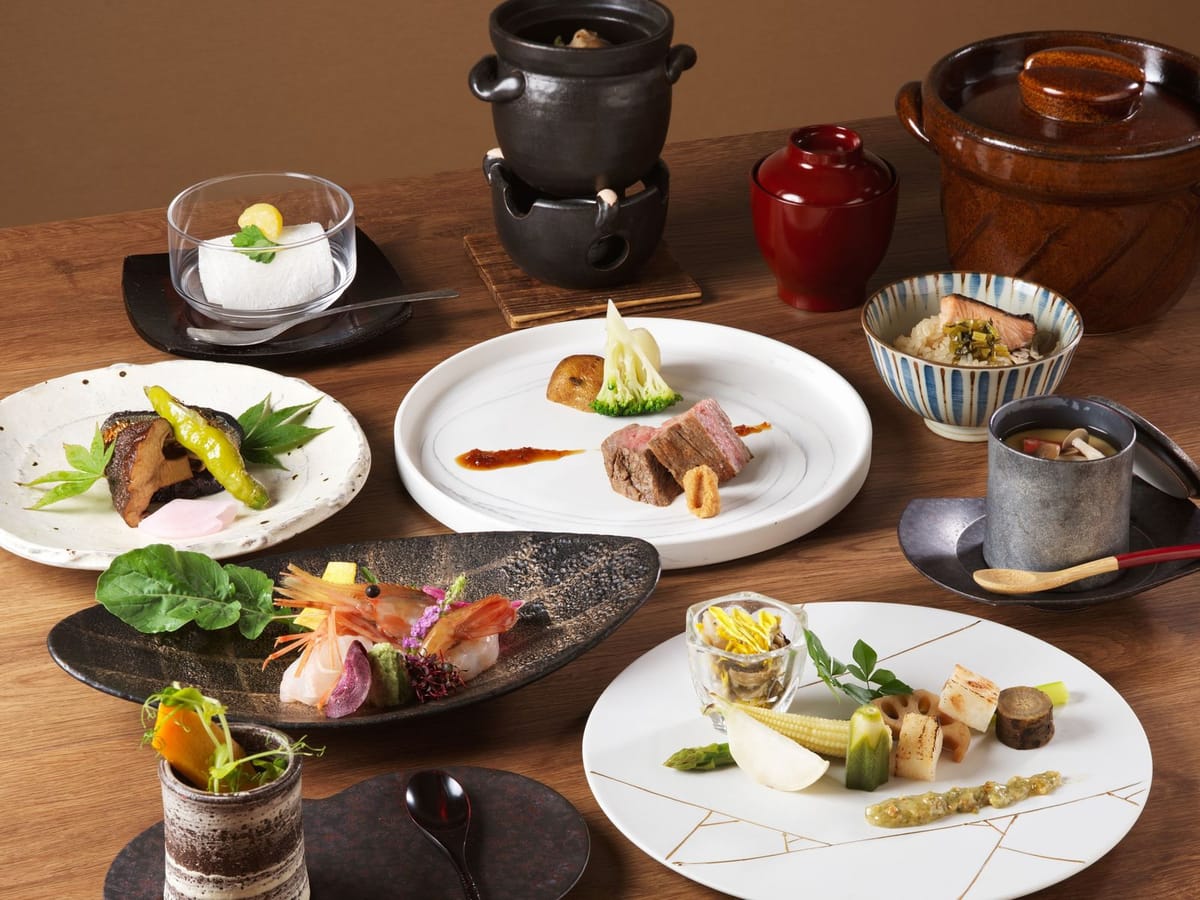 ニセコ昆布温泉 鶴雅別荘 杢の抄 ★【スタンダード】夕食・朝食付き!和食「袱流膳」