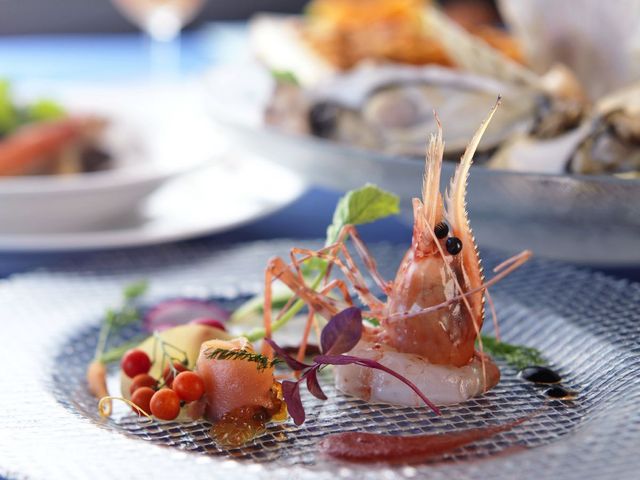 サロマ湖 鶴雅リゾート 【スタンダード】1泊2食付き！オホーツクの海産物が満載♪特選創作ディナー