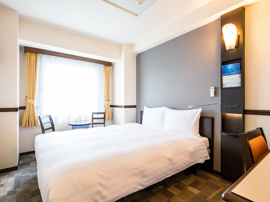 東横INN福島駅西口 禁煙ダブル