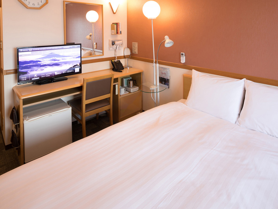 東横INN博多駅南 禁煙ダブル