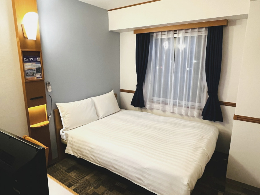 東横INN神戸三宮駅東（旧：神戸三ノ宮1） 喫煙エコノミーダブル