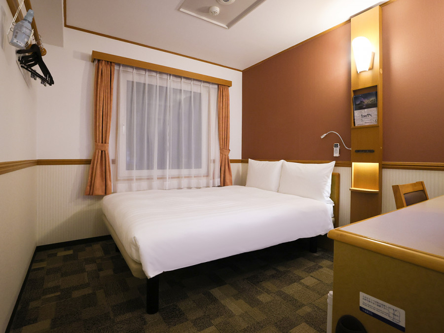 東横INN金沢兼六園香林坊 喫煙エコノミーダブル