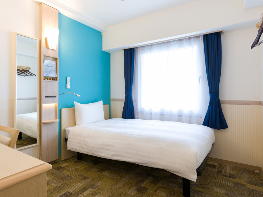 東横INN丸亀駅前 禁煙ワイドスペースシングル