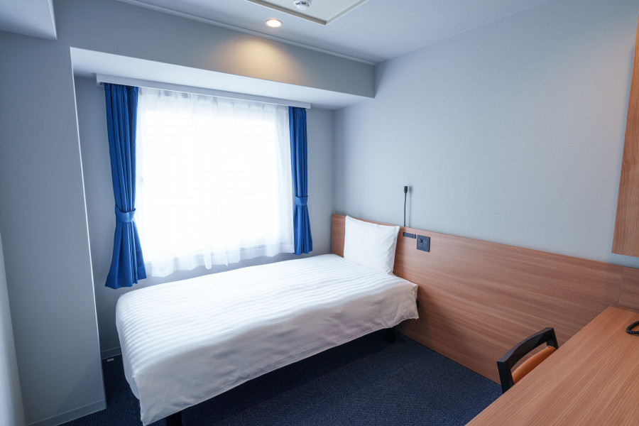 東横INN長崎駅前 禁煙ワイドスペースシングル