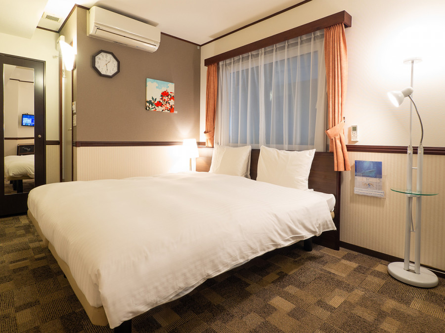 東横INN梅田中津2 禁煙キングダブル