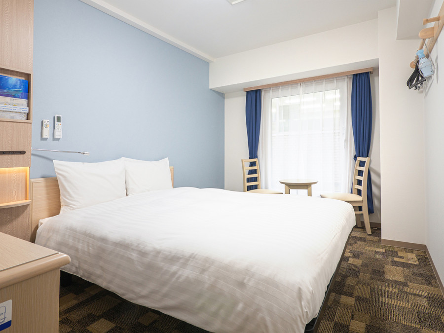 東横INN大阪なんば 禁煙ダブル