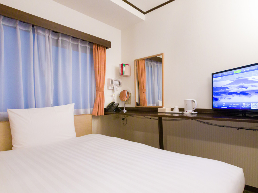 東横INN新大阪中央口本館 喫煙セパレートツイン