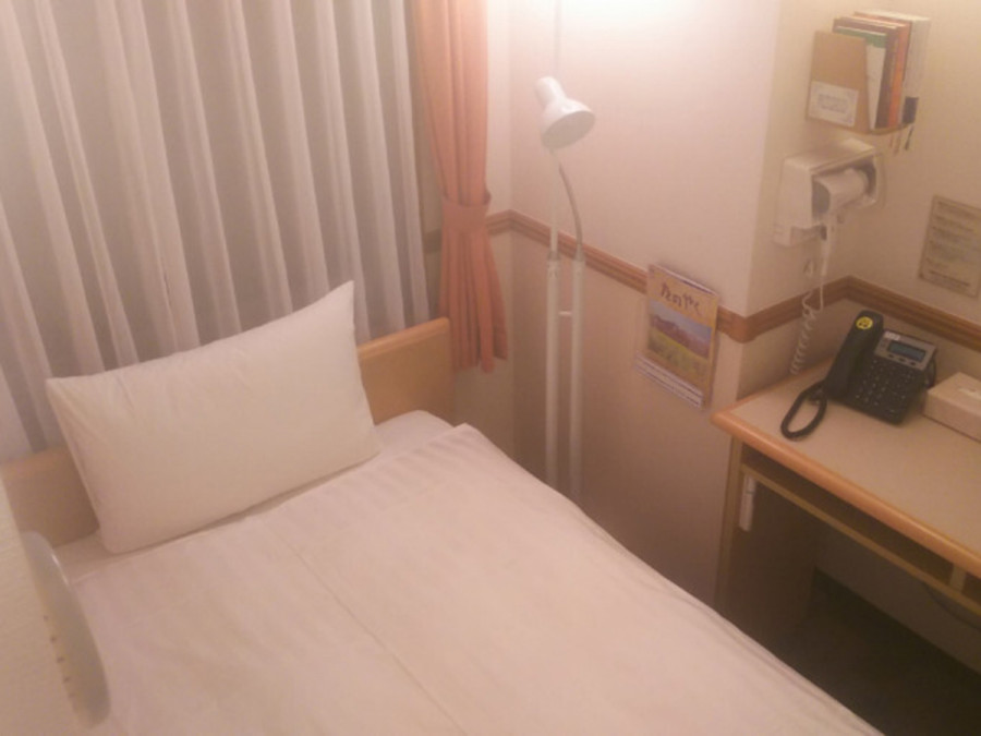 東横INN新大阪中央口新館 喫煙セパレートツイン