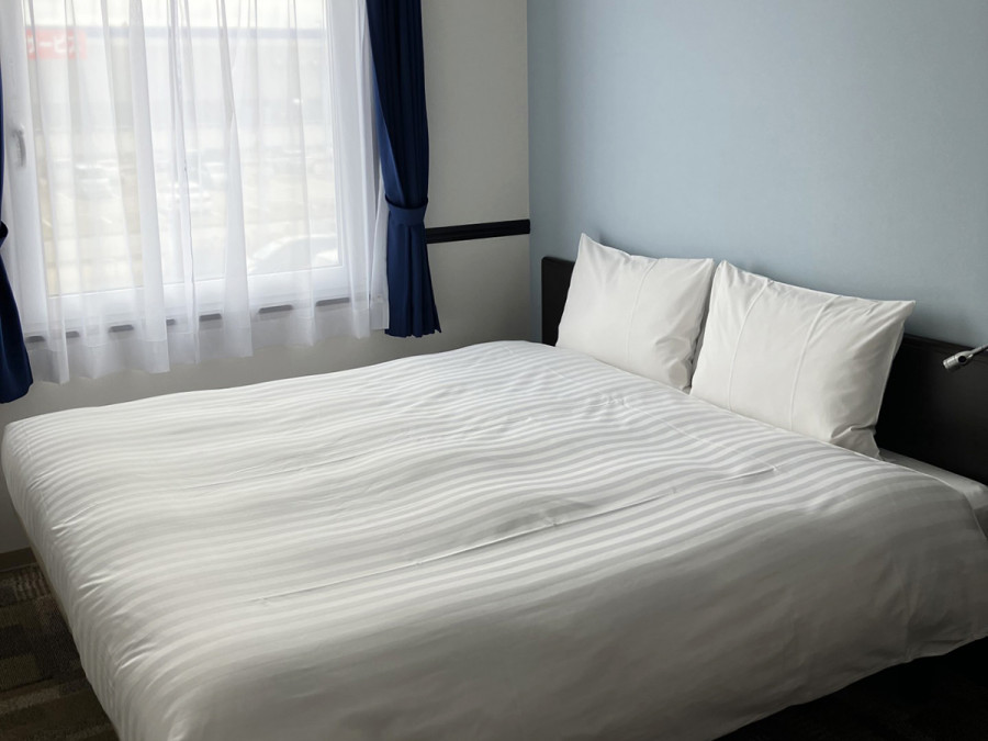 東横INN新高岡駅新幹線南口 喫煙キングダブル