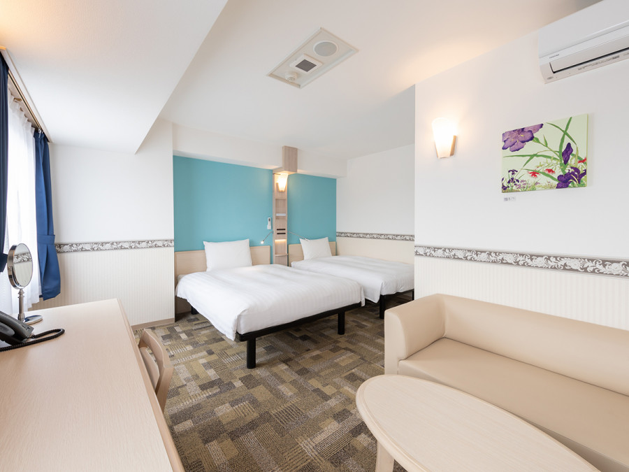 東横INN燕三条駅前 喫煙デラックスツイン