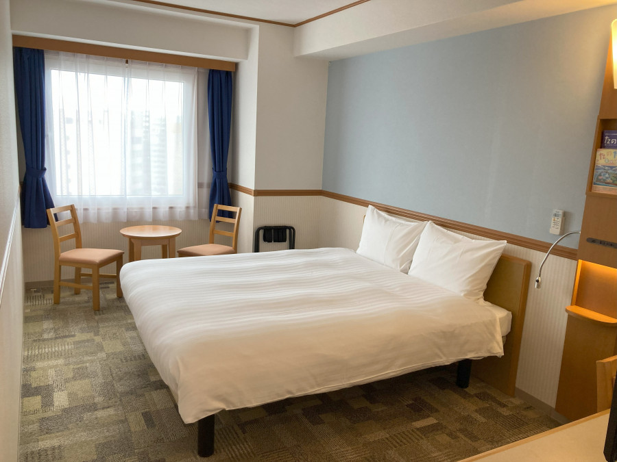 東横INN富山駅新幹線口1 禁煙ダブルB