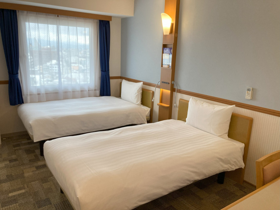 東横INN富山駅新幹線口1 喫煙ツイン