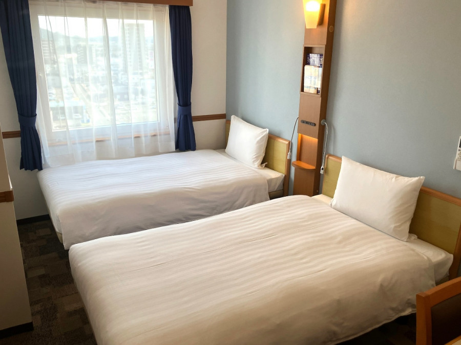 東横INN新山口駅新幹線口 禁煙ツイン