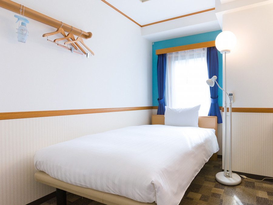 東横INN横浜スタジアム前2 喫煙エコノミーシングル