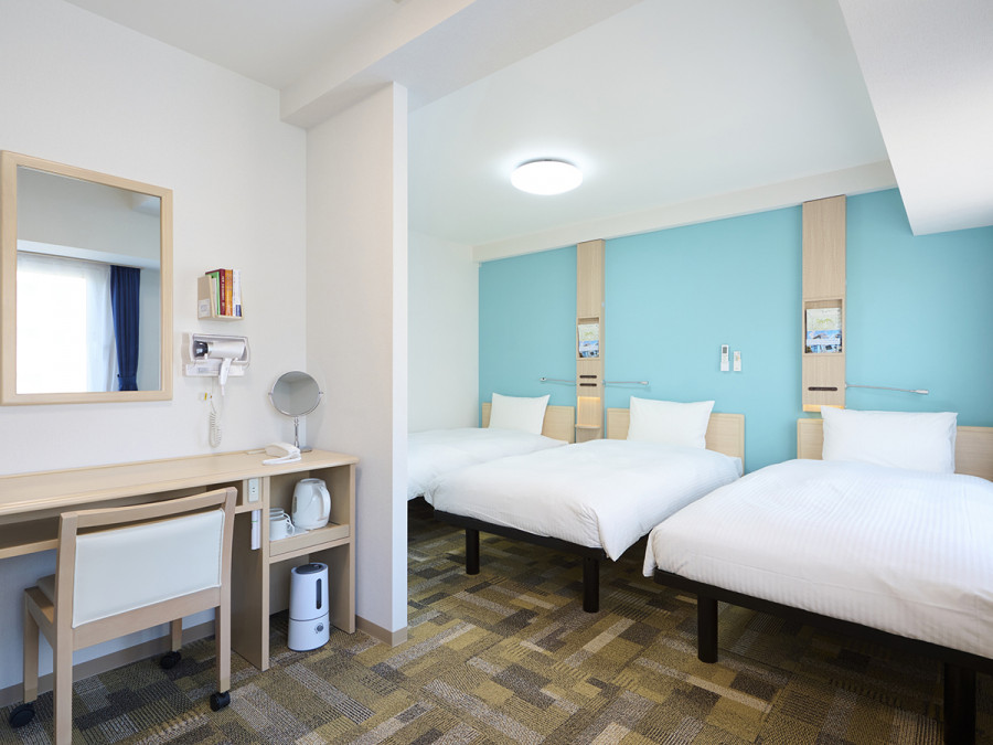 東横INN京都二条城南 喫煙トリプル